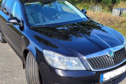 Skoda Octavia 259.000 km 2.750 &euro; Lankau 23881