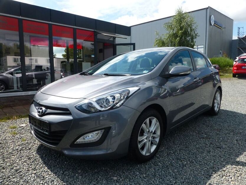 i30