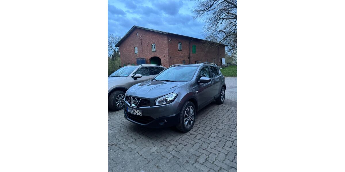 Nissan Qashqai 122.685 km 6.000 &euro; Ahrensbök 23623
