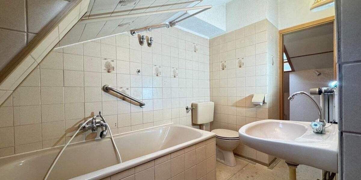 Reihenmittelhaus Lübeck Kücknitz - 3 Zimmer, 69 m&sup2;, 119.000&euro; | Angebot:25190505