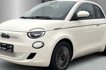 Fiat 500e 13.902 km 19.490 &euro; Bad Schwartau 23611