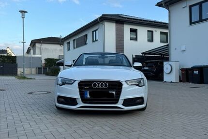 Audi A5 242.000 km 11.699 &euro; Lübeck 23569