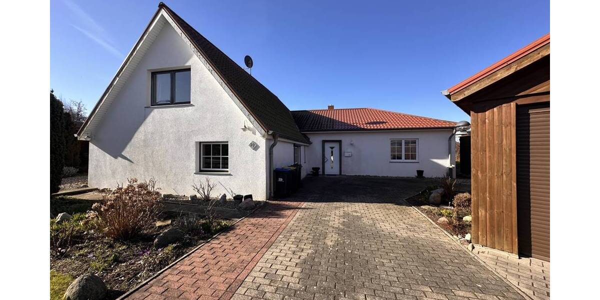 Einfamilienhaus Ahrensbök Barghorst - 5 Zimmer, 144 m&sup2;, 270.000&euro; | Angebot:25916779