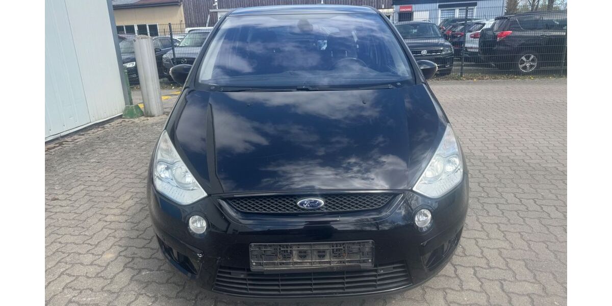 Ford S-Max 289.000 km 2.200 &euro; Stockelsdorf 23617