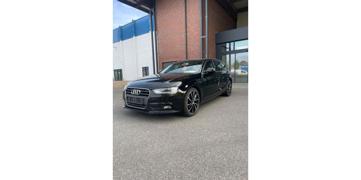 Audi A4 218.000 km 9.000 &euro; Lübeck 23560
