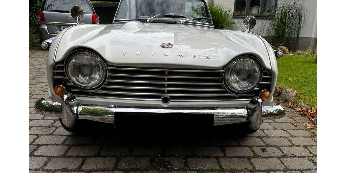 Triumph TR4 76.000 km 29.500 &euro; Lübeck 23564