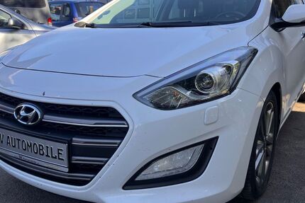 Hyundai i30 160.000 km 9.450 &euro; Lübeck 23560