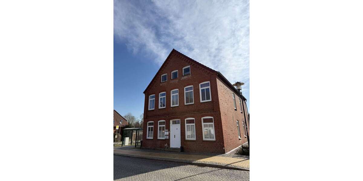 Einfamilienhaus Schönberg - 12 Zimmer, 260 m&sup2;, 429.000&euro; | Angebot:26300657