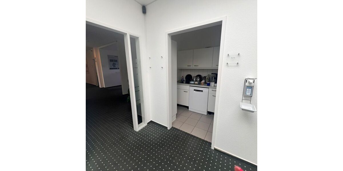 Nachmieter Untermieter ab 01.11.26 für moderne schöne Bürofläche in Lübeck City Park gesucht. - Gewerbeobjekt Lübeck Padelügge | Angebot:27671060
