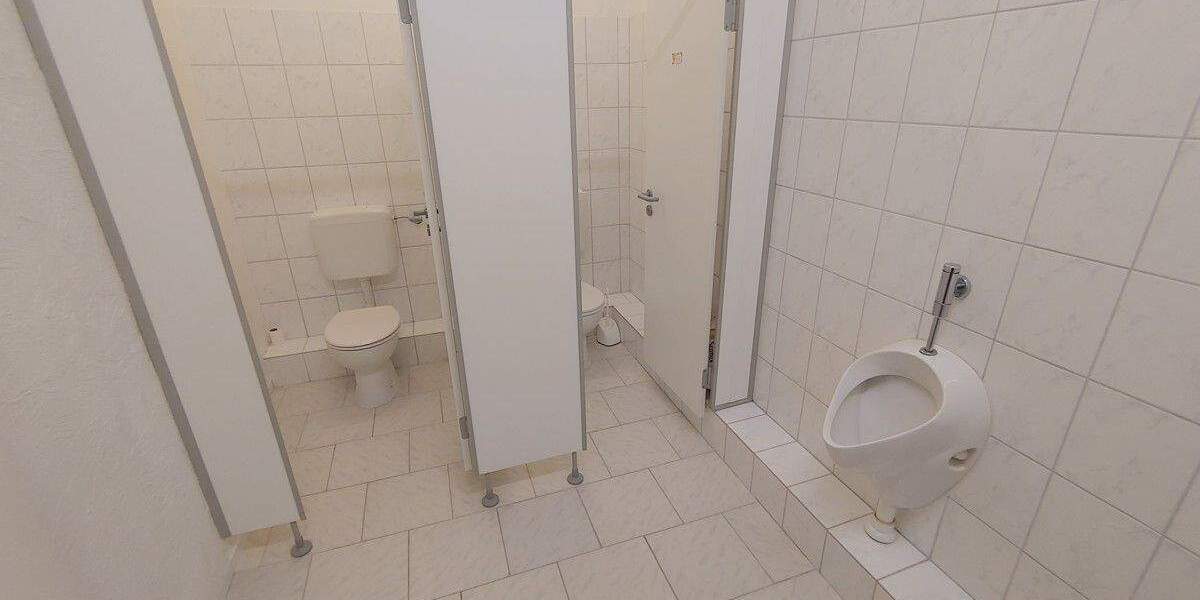 Gewerbeobjekt Lübeck / Genin St. Jürgen - 5 Zimmer, 160 m&sup2;, 850&euro; | Angebot:23952814