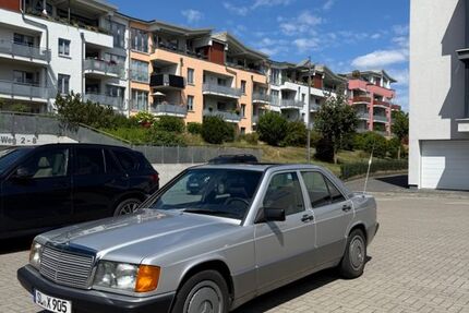 Mercedes 190