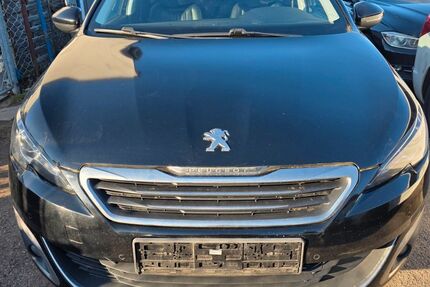 Peugeot 308 221.131 km 5.600 &euro; Lübeck 23568