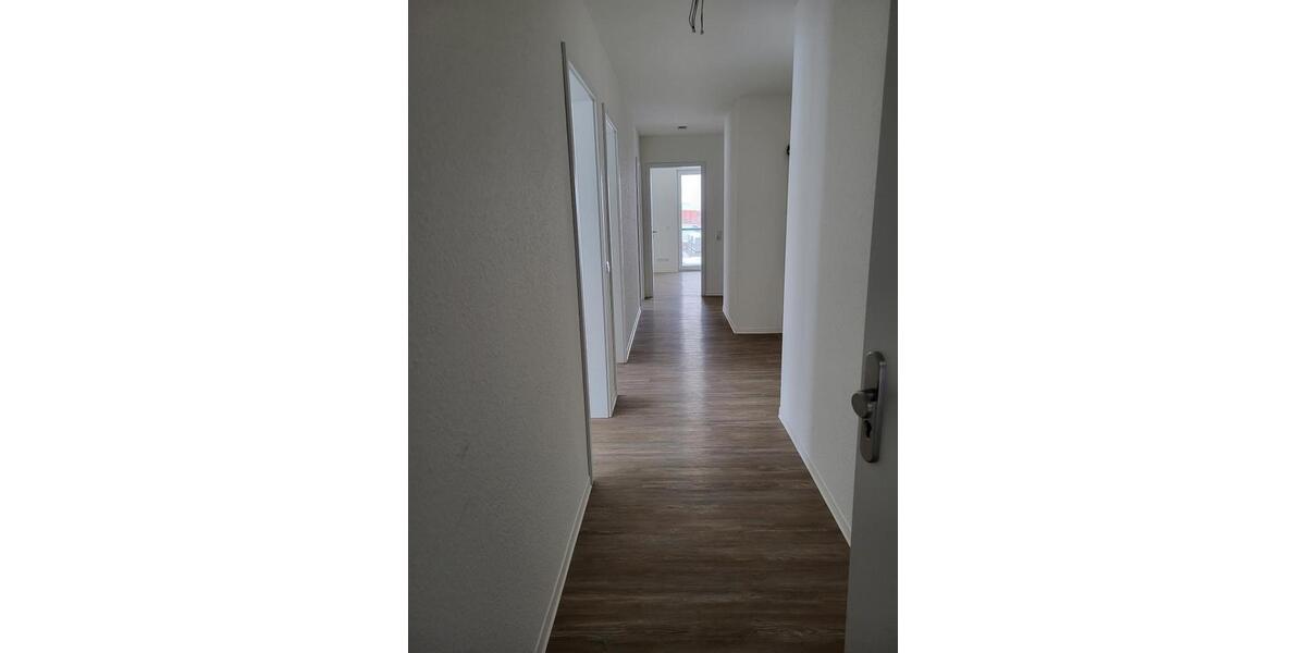 Etagenwohnung Neustadt in Holstein - 5 Zimmer, 111 m&sup2;, 1.375&euro; | Angebot:26351443