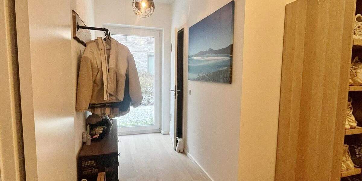 Etagenwohnung Lübeck St. Jürgen - 3 Zimmer, 127 m&sup2;, 1.950&euro; | Angebot:24737867