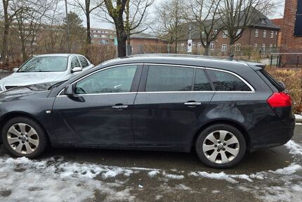 Opel Insignia 298.000 km 2.700 &euro; Lübeck 23566