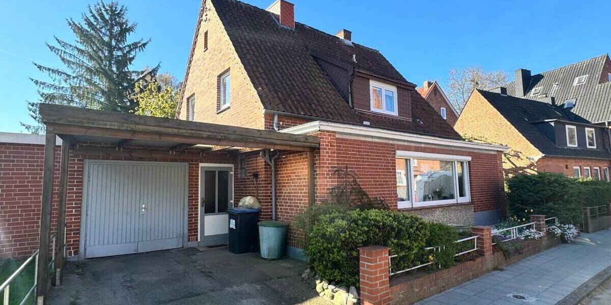 Einfamilienhaus Lübeck / St. Gertrud St. Jürgen - 6 Zimmer, 140 m&sup2;, 350.000&euro; | Angebot:26434015