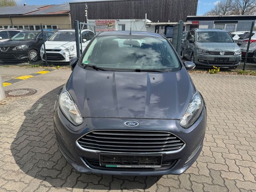 Ford Fiesta 165.000 km 2.999 € Stockelsdorf 23617