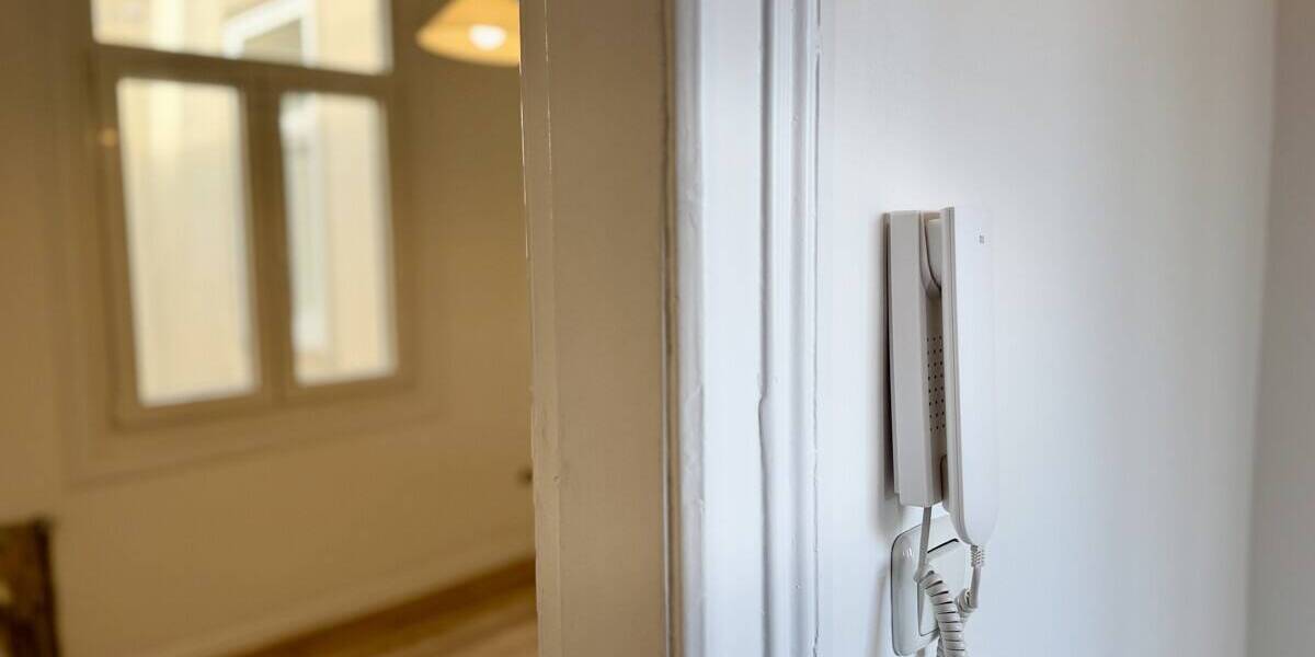Etagenwohnung Lübeck Innenstadt - 4 Zimmer, 122 m&sup2;, 1.900&euro; | Angebot:26528239