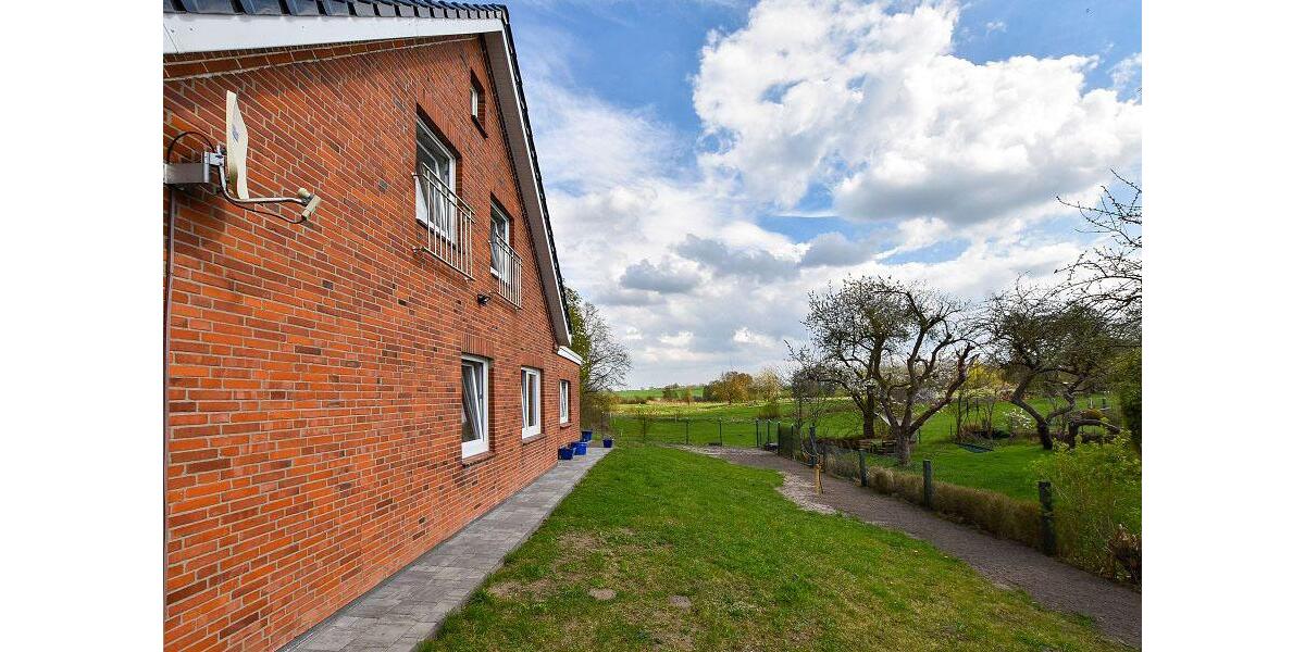 Einfamilienhaus Nusse - 6.5 Zimmer, 160 m&sup2;, 1.600&euro; | Angebot:26544375