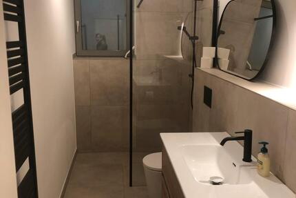 Single Wohnung St. Gertrud zimmer