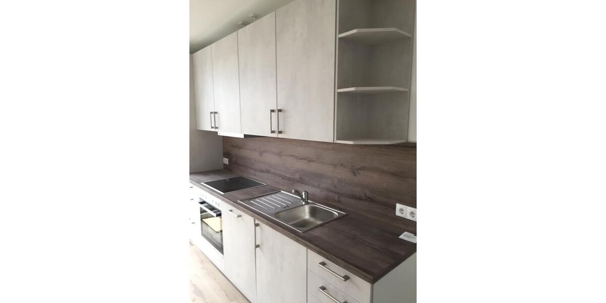 Dachgeschoßwohnung Lübeck Sankt Lorenz Nord - 2.5 Zimmer, 52 m&sup2;, 766&euro; | Angebot:25974742