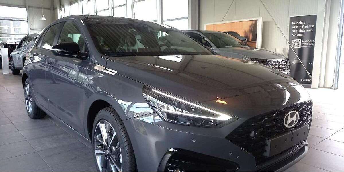 Hyundai i30 13.000 km 19.980 &euro; Lübeck 23562