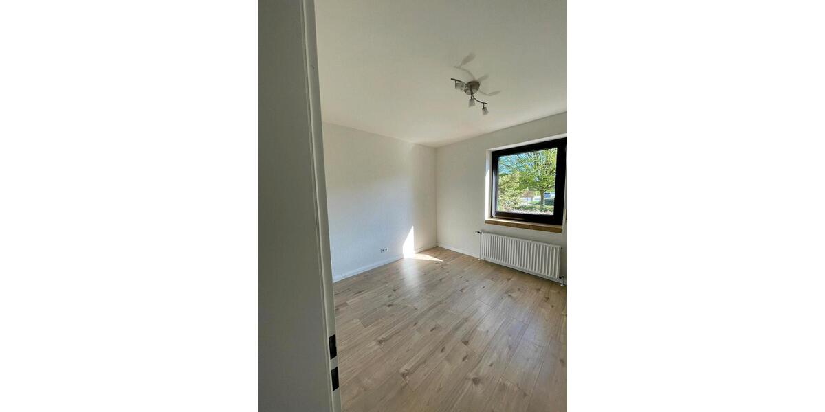Erdgeschoßwohnung Mölln - 3.5 Zimmer, 110 m&sup2;, 1.150&euro; | Angebot:26395591