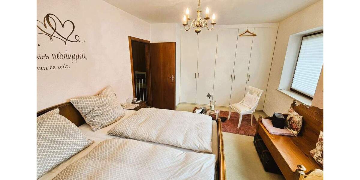 Reihenmittelhaus Reinfeld - 6 Zimmer, 166 m&sup2;, 369.000&euro; | Angebot:25774424