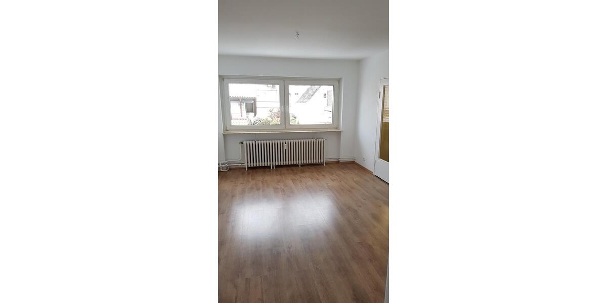 Etagenwohnung Lübeck Kücknitz - 4 Zimmer, 120 m&sup2;, 1.250&euro; | Angebot:24713720