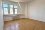 Dachgeschoßwohnung Lübeck Innenstadt - 4.5 Zimmer, 122 m&sup2;, 1.900&euro; | Angebot:26296726