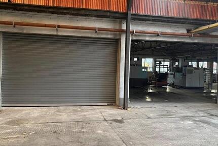 Frisch sanierte Gewerbehalle zur flexiblen Nutzung zimmer