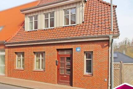 Haus Bad Segeberg - 5 Zimmer, 164 m&sup2;, 449.000&euro; | Angebot:25775919