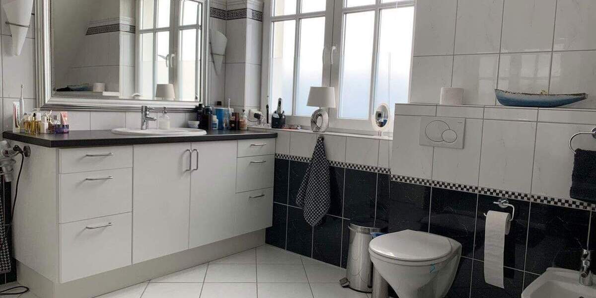 Exkl. Energiesparhaus in hochwertiger Bauweise mit traumhaften Ausblick, in ruhiger zentraler Lage 7 zimmer