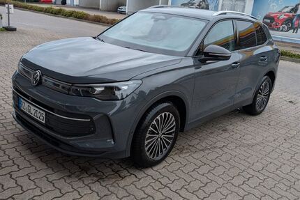 VW Tiguan 8.900 km 42.900 &euro; Ziethen 23911