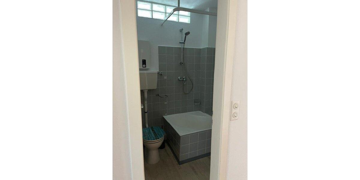 Etagenwohnung Bad Schwartau - 2 Zimmer, 40 m&sup2;, 410&euro; | Angebot:26687114