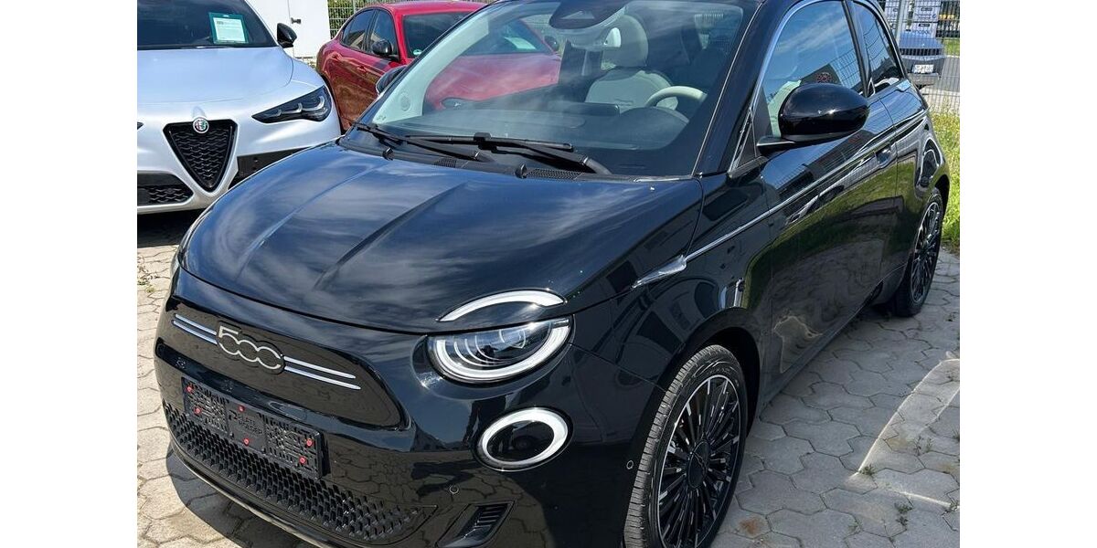 Fiat 500e 20.484 km 22.222 &euro; Ratzeburg 23909