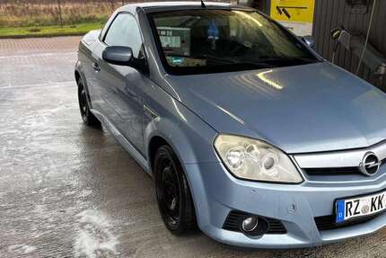 Opel Tigra 190.000 km 650 &euro; Bad OldesloeFabian 23843