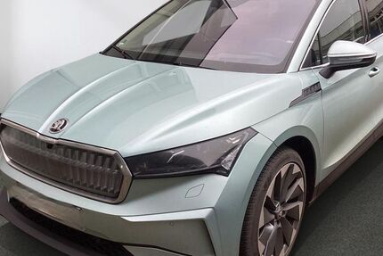 Skoda Enyaq 26.900 km 42.680 € Lübeck 23560