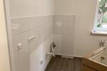 Ansprechende und sanierte 2-Zimmer-Wohnung mit Balkon, sofort anmietbar!