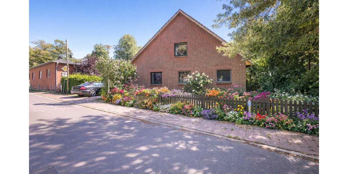 Einfamilienhaus Dassow - 5 Zimmer, 220 m&sup2;, 395.000&euro; | Angebot:24878898