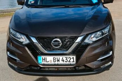 Nissan Qashqai 59.000 km 13.500 &euro; Lübeck 23564