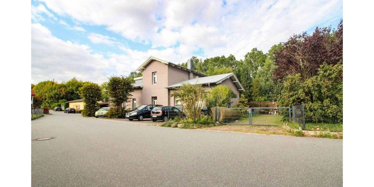 Mehrfamilienhaus, Wohnhaus Fahrenkrug - 9 Zimmer, 274 m&sup2;, 334.000&euro; | Angebot:26834352