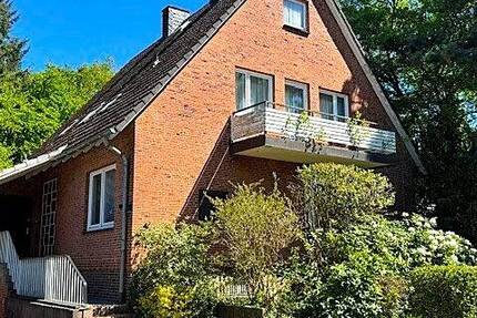 Haus Bad Schwartau - 6 Zimmer, 170 m&sup2;, 725.000&euro; | Angebot:26779583