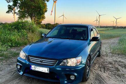 Lexus IS 200 299.000 km 6.000 &euro; Lübeck 23562