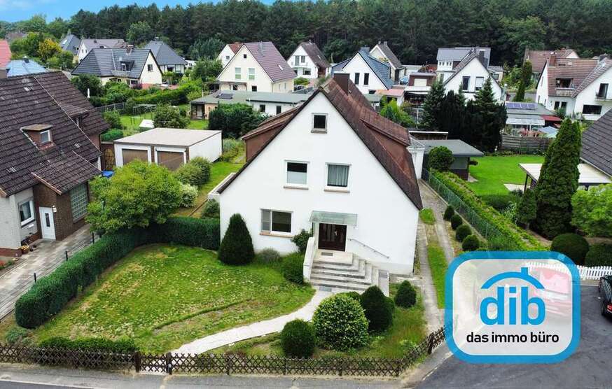 Haus zum Kaufen in Lübeck 117.000 € 148 m²