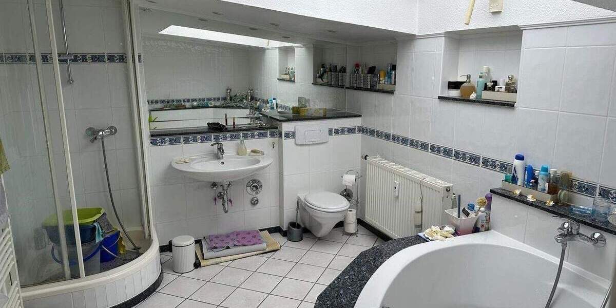 Etagenwohnung Neustadt - 3 Zimmer, 122 m&sup2;, 375.000&euro; | Angebot:25731585