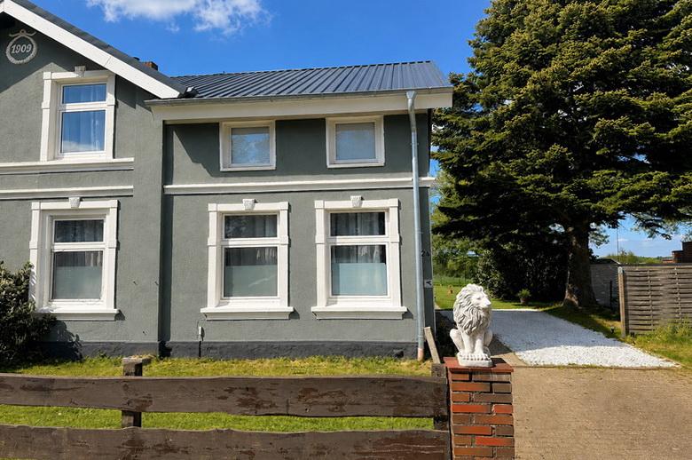 Wohnhaus + Gästehaus mit großen Grundstück in Feldrandlage! Nur 15 Minuten bis zur Ostsee! - Doppelhaushälfte Ahrensbök | Angebot:26495860
