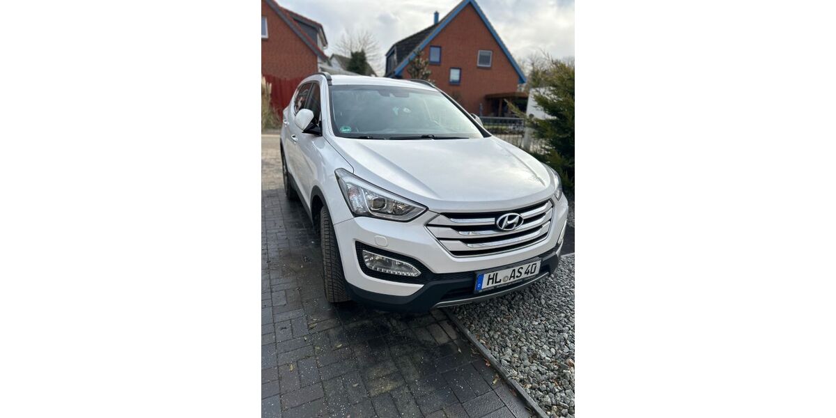 Hyundai SANTA FE 138.000 km 13.890 &euro; Lübeck 23570