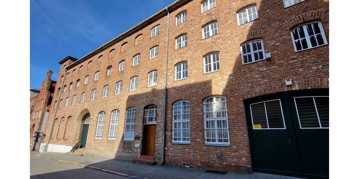 SOFORT BEZUGSFREI: Großzügige Büroräume (ca. 289 m²) in der Lübecker Altstadt 7 zimmer