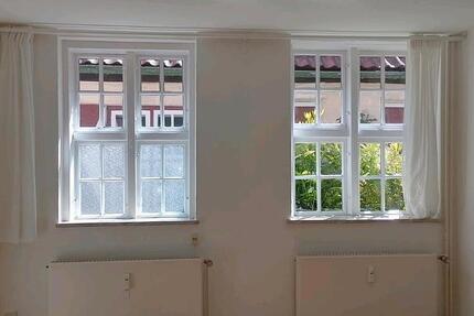 Wohnung Lübeck Innenstadt - 1 Zimmer, 25 m&sup2;, 490&euro; | Angebot:26448152